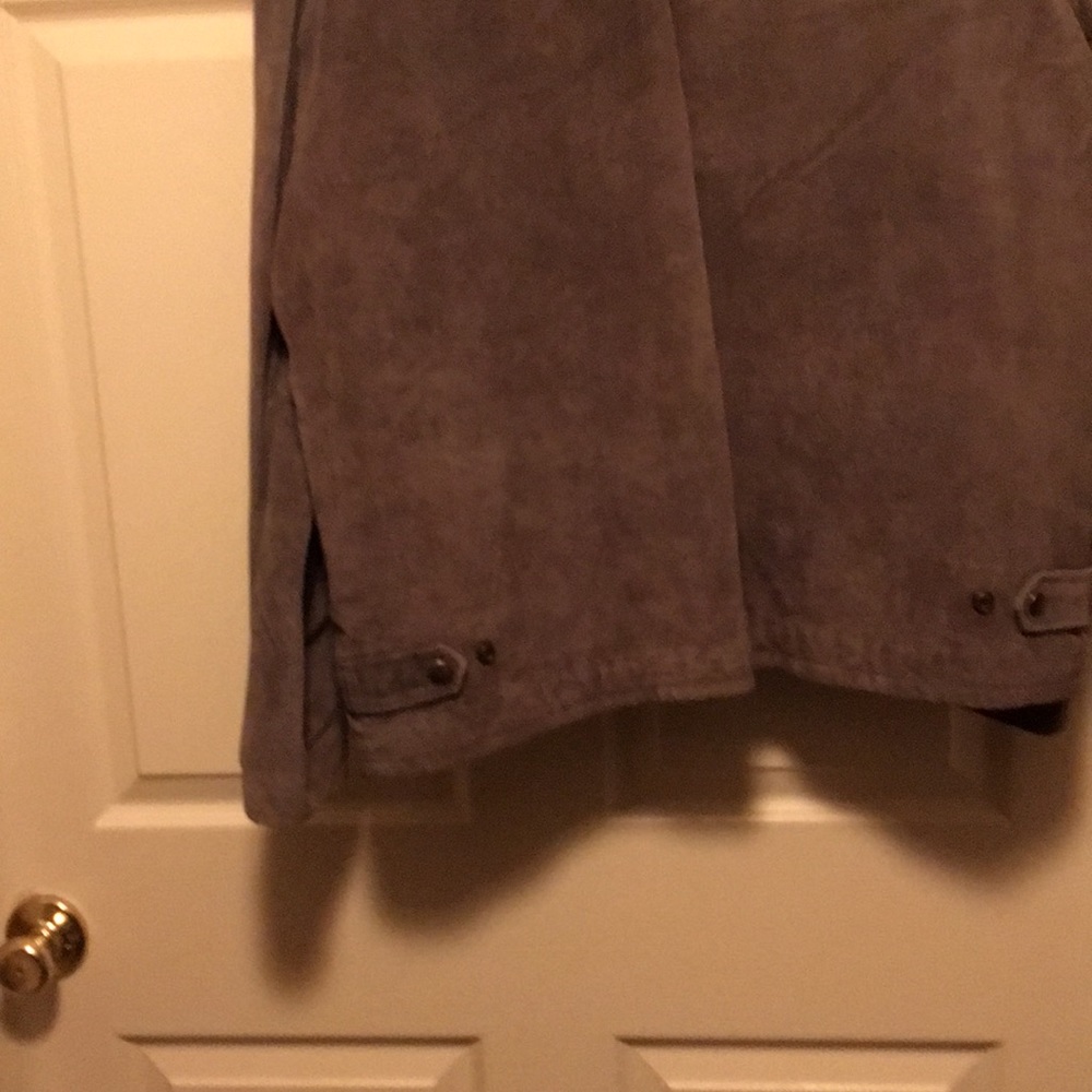Coat - Picture 4 of 4